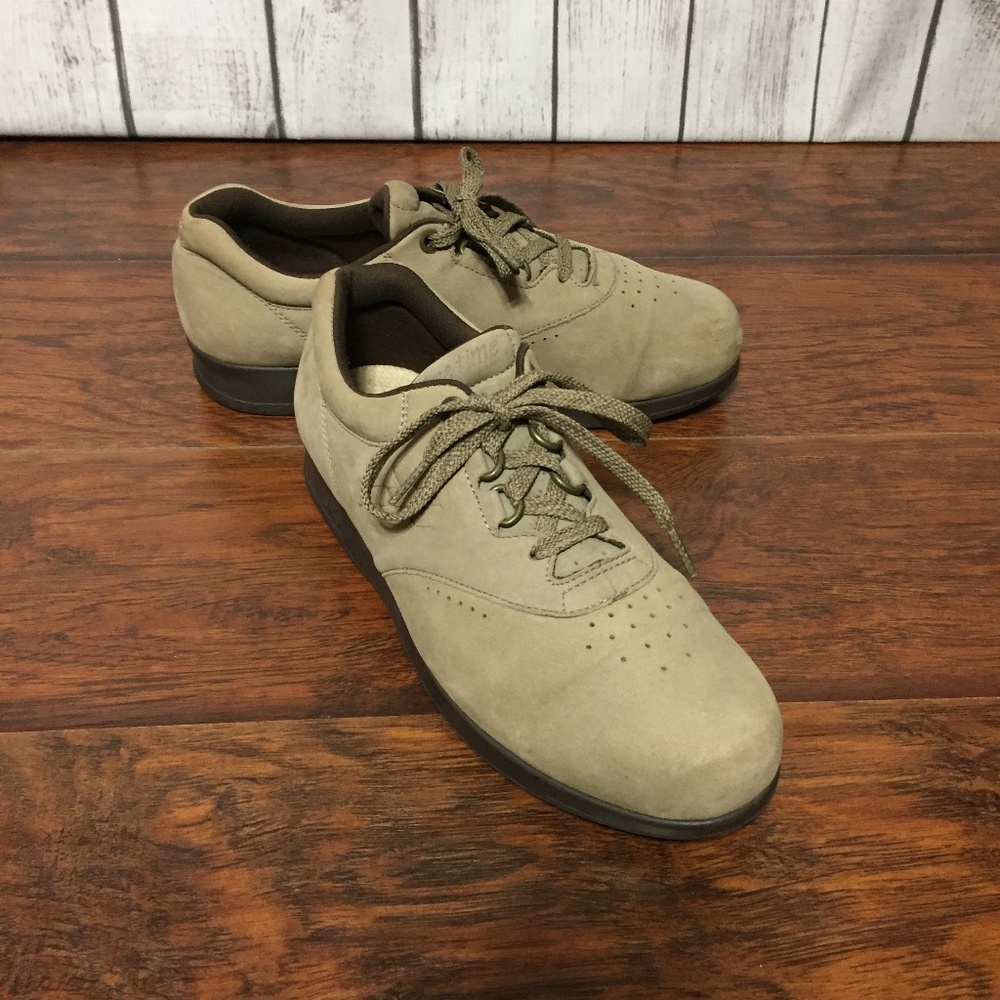 SAS Tan Lace-Up Women's Athletic Shoes